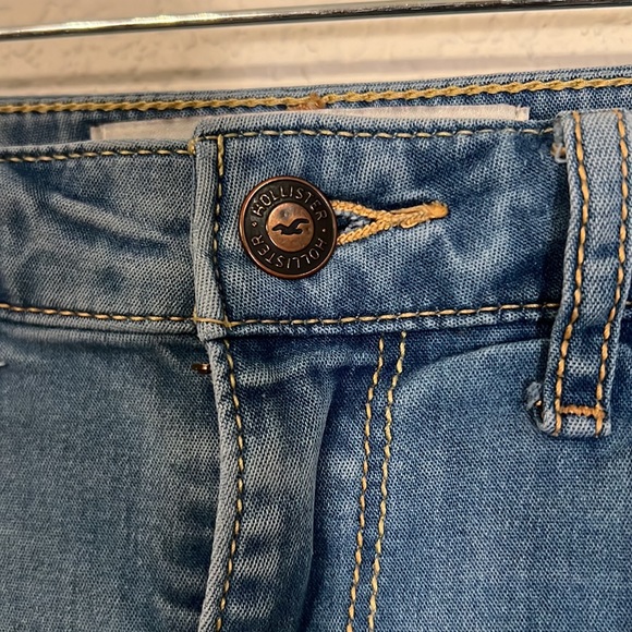 Hollister Jean Leggings, size 1R. - Picture 3 of 7